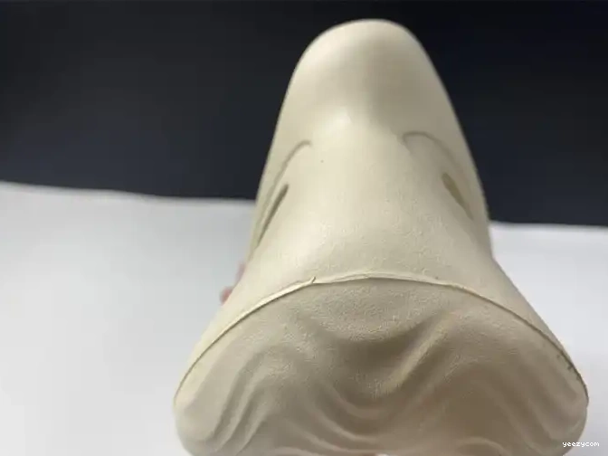 Sand Adidas Yeezy RNNR FY4567 Foam 0608